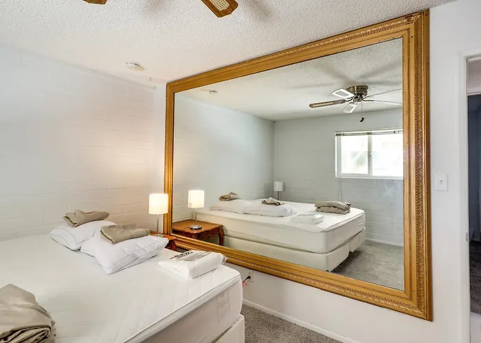 Villa Riverfront Bullhead W/ Mountain Views! *