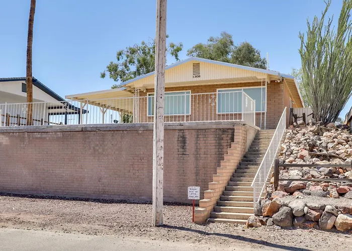 Riverfront Bullhead W/ Mountain Views! Villa *
