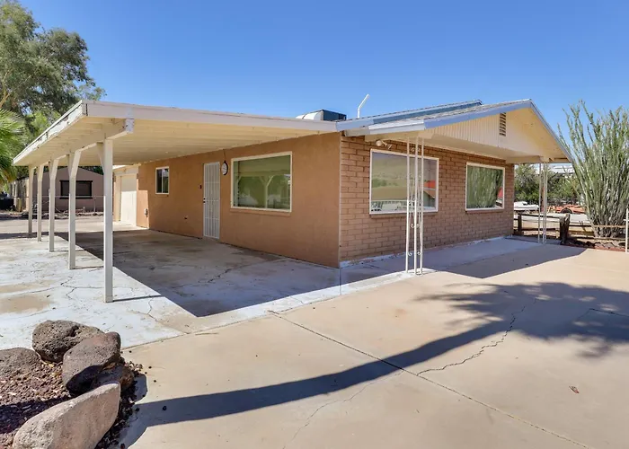 Riverfront Bullhead W/ Mountain Views! Bullhead City