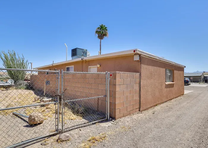 Villa Riverfront Bullhead W/ Mountain Views! Bullhead City